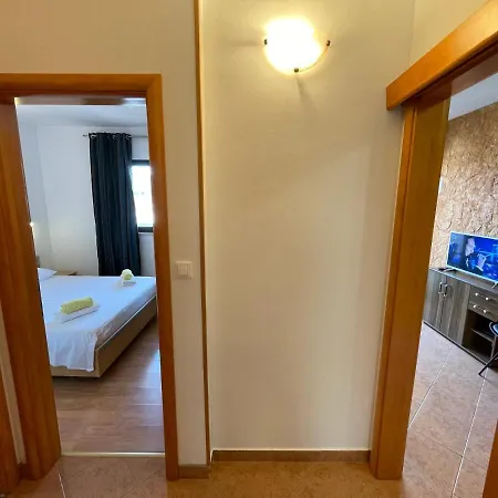 Apartman House Jakasa