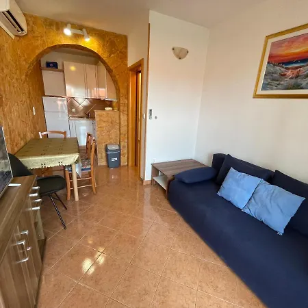 Apartman House Jakasa