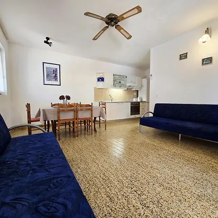 House Jakasa Apartman *