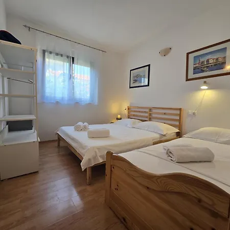 House Jakasa Apartman *