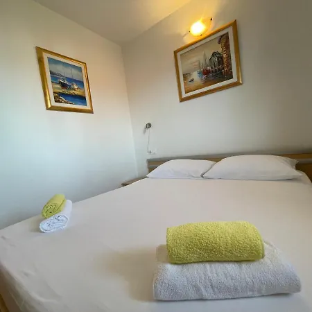 House Jakasa Apartment Trogir