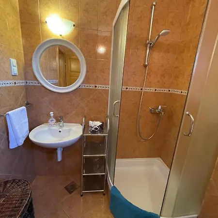 Jakasa Lägenhet Trogir