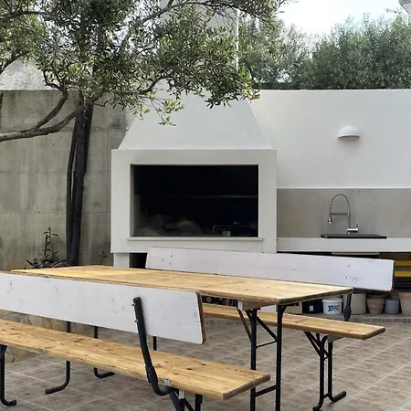 Apartment House Jakasa